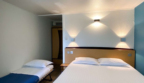 Standard Room, Multiple Beds (with double bed & extra bed)