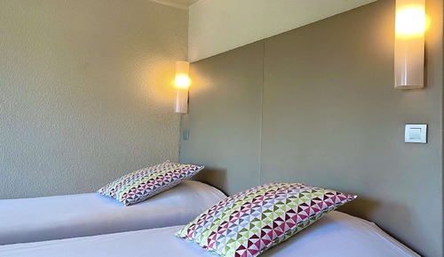 Standard Room, 2 Twin Beds