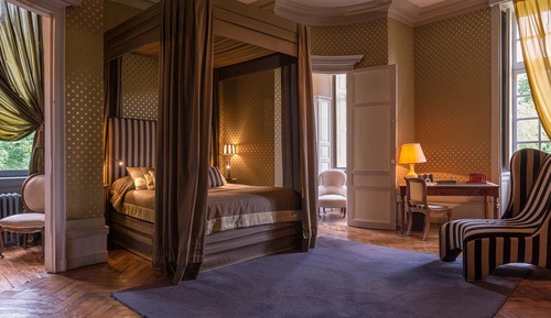 Luxury Suite (Madame)