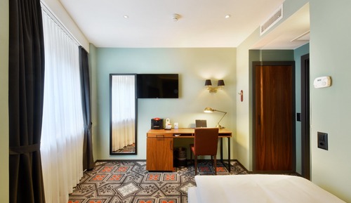 Superior Single Room