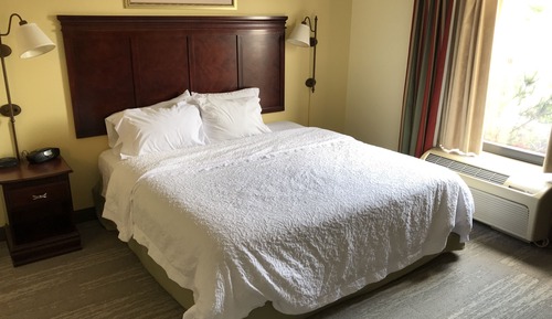 Suite, 1 King Bed, Accessible, Non Smoking