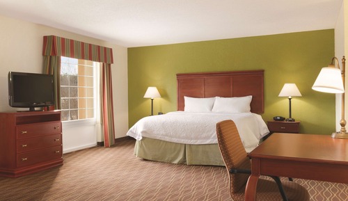 Suite, 1 King Bed, Non Smoking