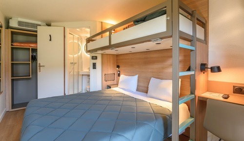 Standard Room, Multiple Beds
