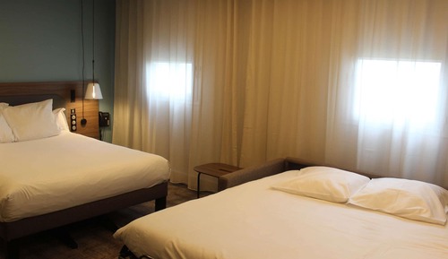 Superior Suite, 1 Queen Bed with Sofa bed