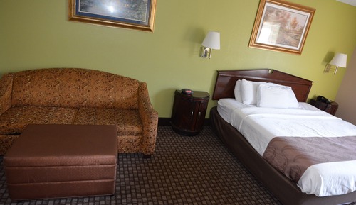 Suite, 1 King Bed, Jetted Tub