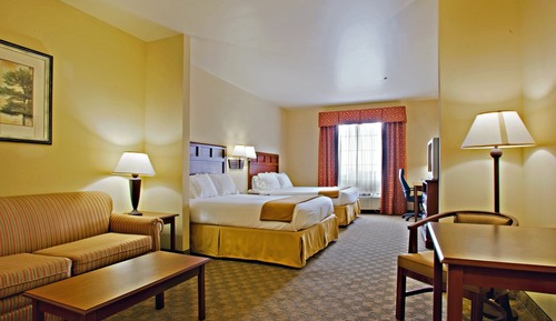 Suite, Multiple Beds