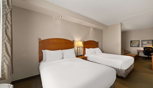 Suite, 2 Queen Beds, Non Smoking, Kitchenette (with Sofabed)