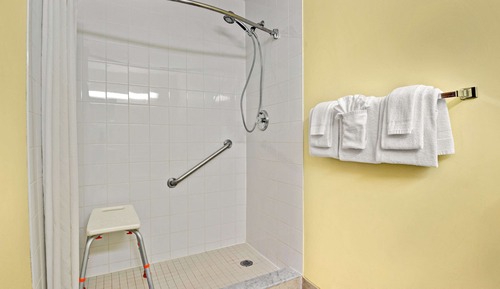 Room, Accessible, Hot Tub