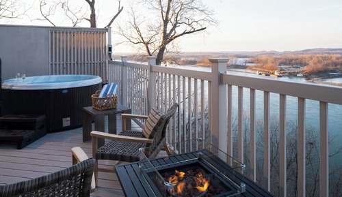 Deck-level Cottage Suite