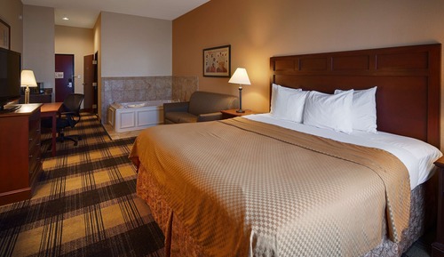 Suite, 1 King Bed, Non Smoking, Jetted Tub