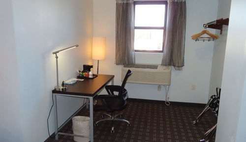 Standard Room, 1 Queen Bed