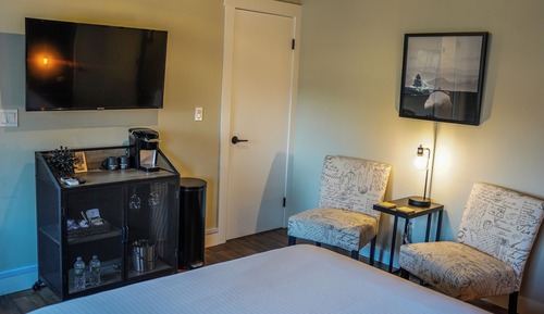 Room (The Berkshire Room)