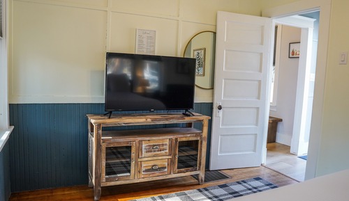 Studio Suite, River View, Annex Building