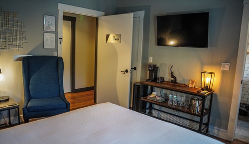 Room (The Hadley Room)