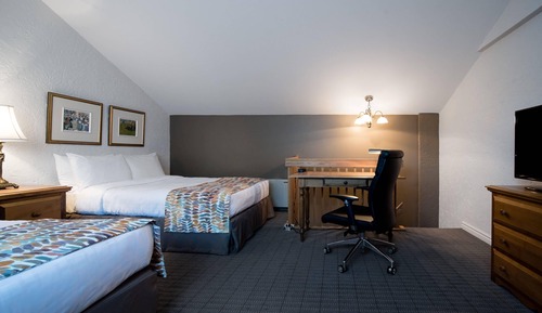 Standard Room, Multiple Beds, Non Smoking