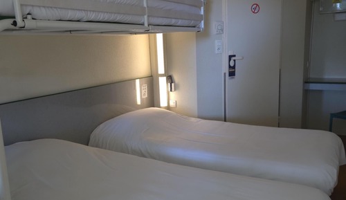Standard Room, 3 Twin Beds