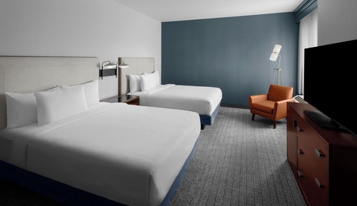 Suite, Multiple Beds