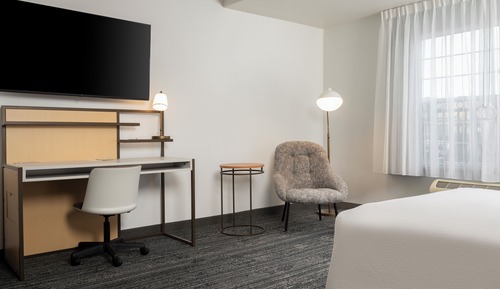 Suite, 1 Bedroom (Mobility/Hearing Accessible, Tub)