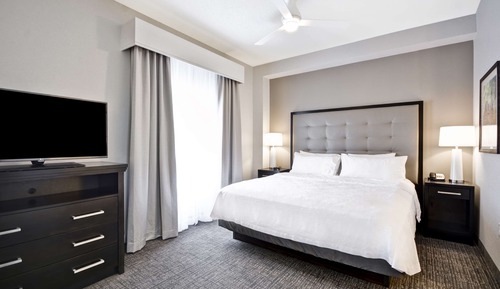 One King Bed, Non-Smoking, Accessible