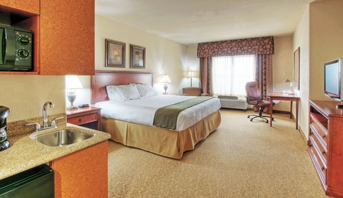 Standard Room, 1 King Bed