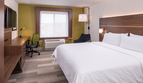 Standard Room, 1 King Bed