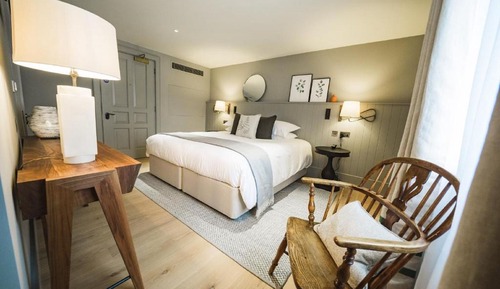 Wellington Lodge Classic Double