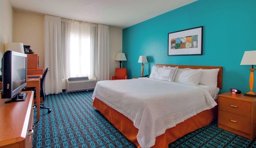 Room, 1 King Bed, Hearing Accessible