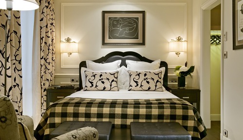 Superior Suite, 1 Queen Bed with Sofa bed, Balcony