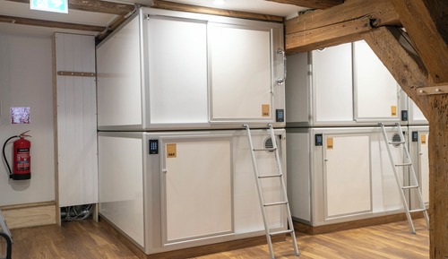 Private Double Capsule