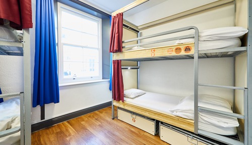 Private 6 Bed Dorm with Shared Bathroom