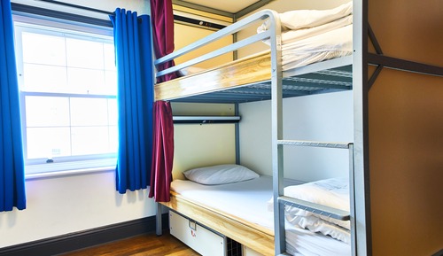 Private 10 Bed Dorm with Shared Bathroom