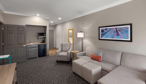 Suite, 1 Bedroom, Non Smoking (1 KINGBED)