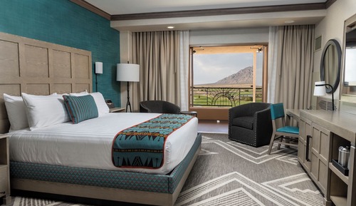 Deluxe Room, 1 King Bed