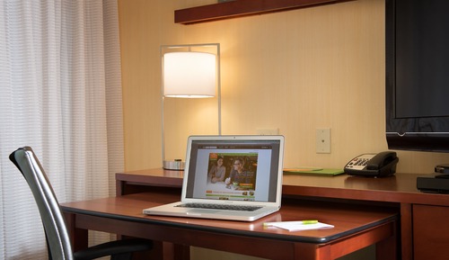 Suite, 1 Bedroom (Mobility Accessible, Roll-in Shower)