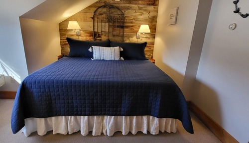 The Blueberry Hill Room