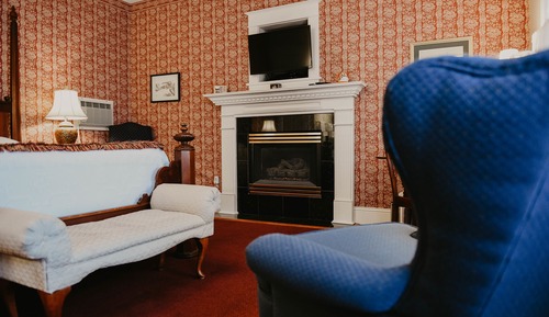 Golden Spur (Room #5)
