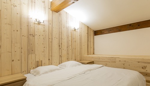 Basic Apartment, Ensuite, Mountain View (Appartement 301)