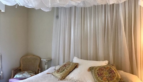 Superior Room, 1 Queen Bed, Refrigerator (Victorian Room)