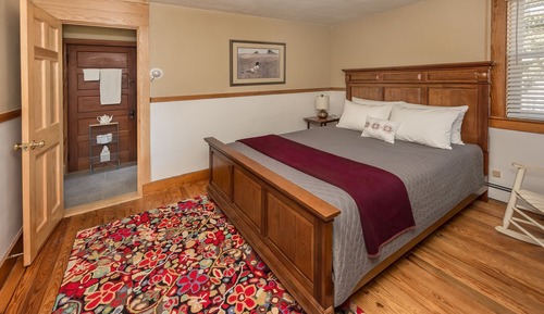 Andrew Wyeth (Private Bathroom)