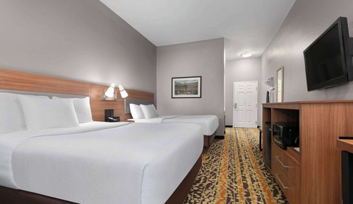 Room, 2 Queen Beds, Non Smoking