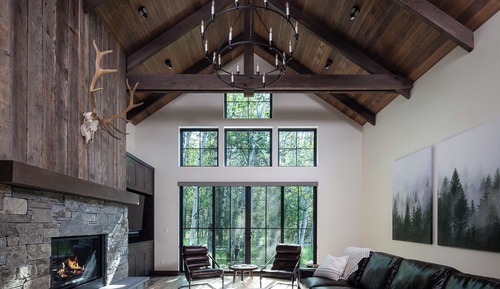 Four-Bedroom Luxury Home 09