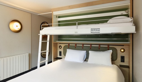 Standard Room, Multiple Beds