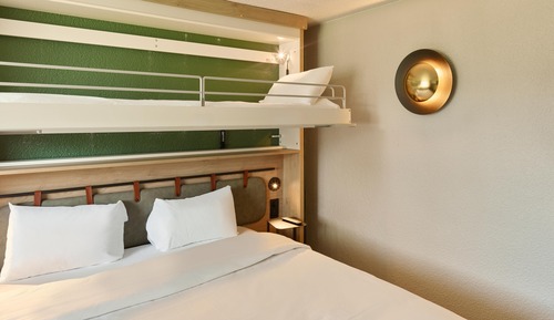 Standard Room, Multiple Beds