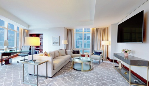 Suite, 1 King Bed (North Suite)