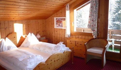 Double Room (External Chalet)