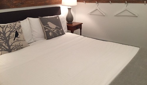 Standard Room, 1 Queen Bed (Second Floor - Room 7)