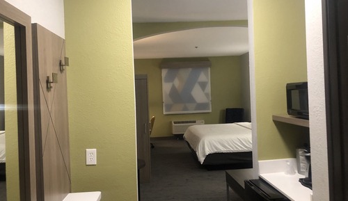 Suite, 1 King Bed