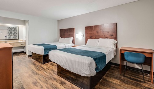 Deluxe Room, 2 Queen Beds, Non Smoking