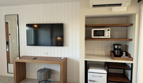 Deluxe Room, 1 King Bed