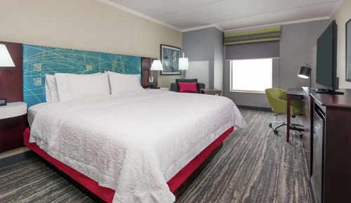 Room, 1 King Bed, Accessible (Hearing)